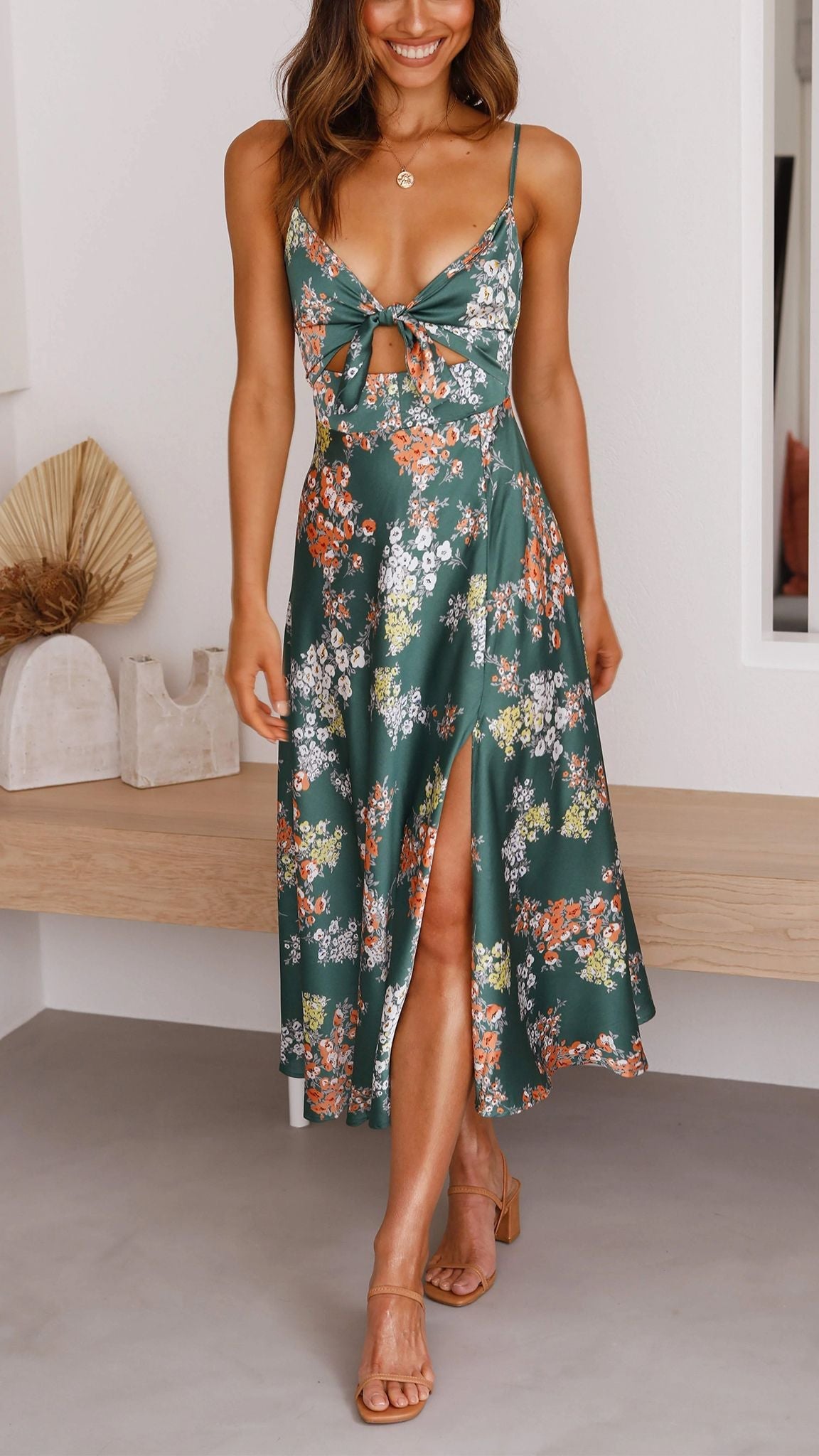 Abito Midi in Satin con Motivo Floreale