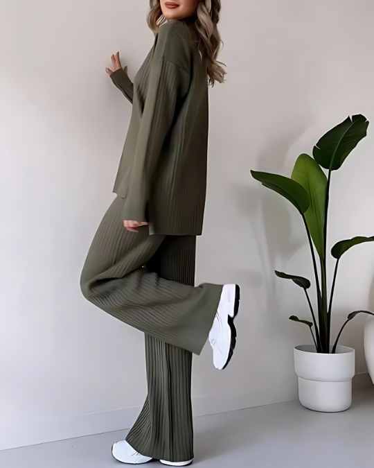 Elena – Set Donna Elegante e Versatile a Coste (Due Pezzi)