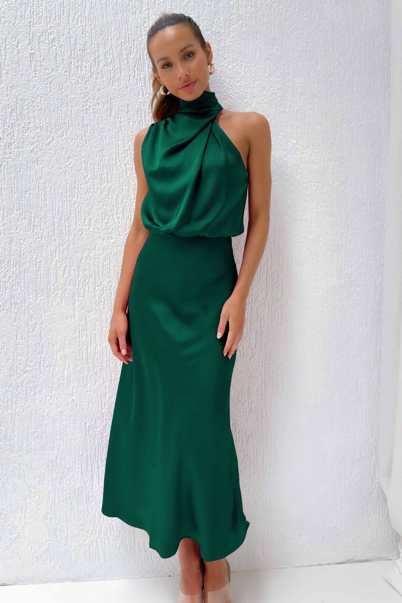 Dress Lungo in Satin con Collo Drappeggiato