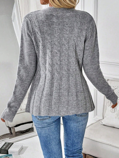 Giulia Elegante Cardigan Donna – Maglia a Treccia con Bottoni e Design Svasato
