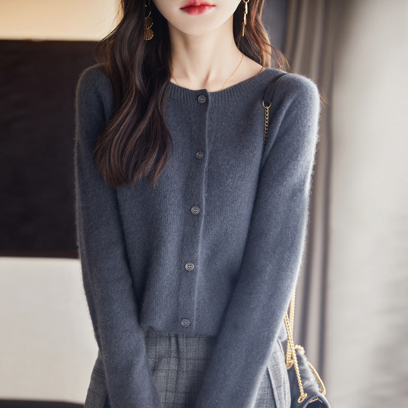 Sofia Elegant Women's Cardigan – Soft Wool and Cashmere with Classic Buttons
