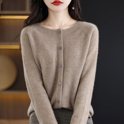 Sofia Elegant Women's Cardigan – Soft Wool and Cashmere with Classic Buttons