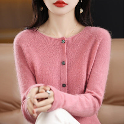 Sofia Elegant Women's Cardigan – Soft Wool and Cashmere with Classic Buttons