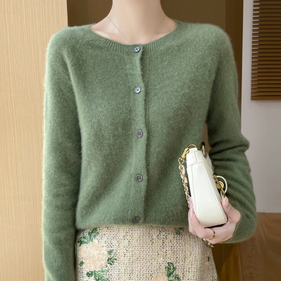 Cardigan Elegante Donna in Lana Merino – Morbido, Caldo e Raffinato come il Cashmere