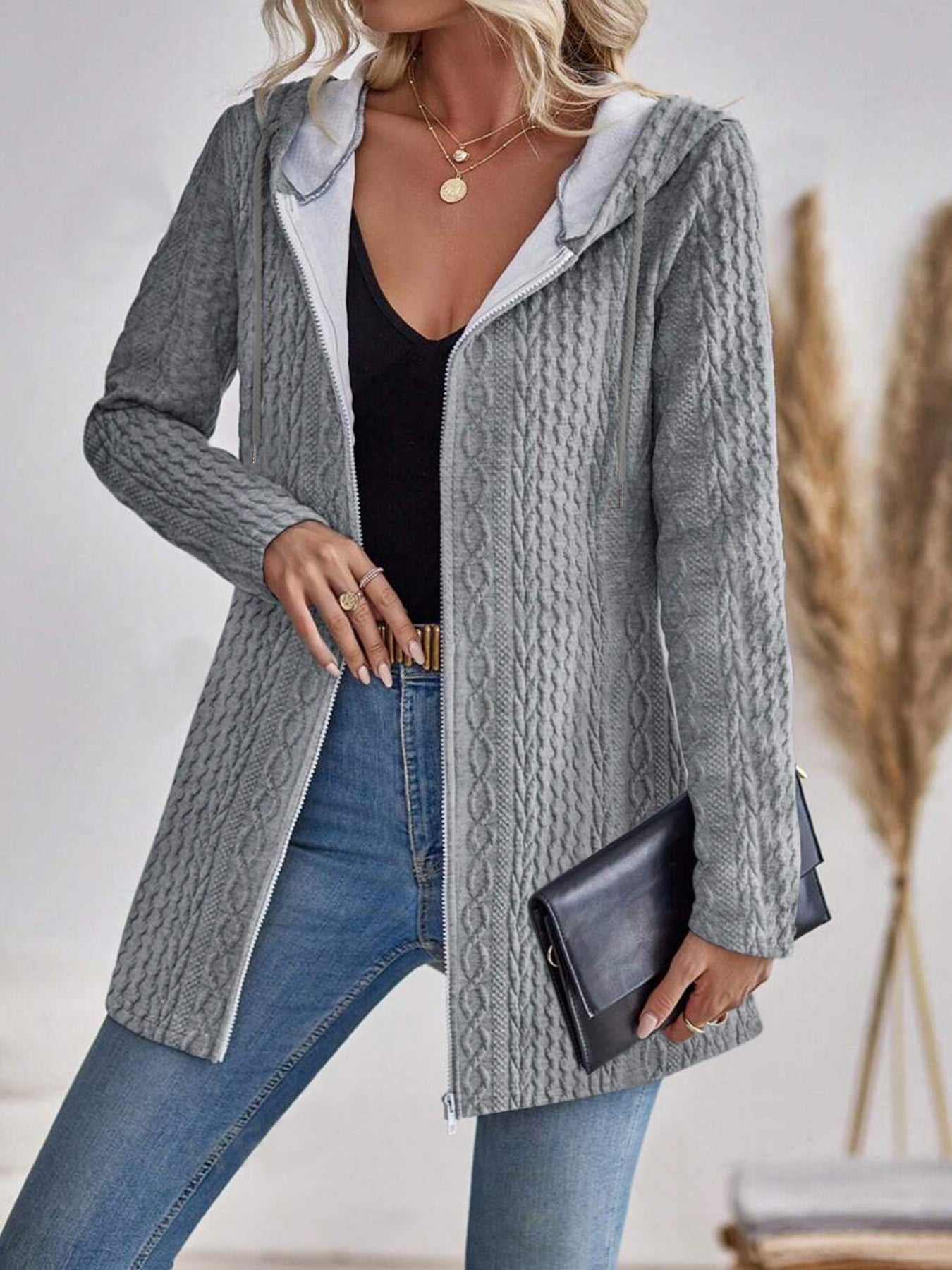 Cardigan Lungo Donna con Cappuccio – Maglia a Treccia Calda e Multifunzionale