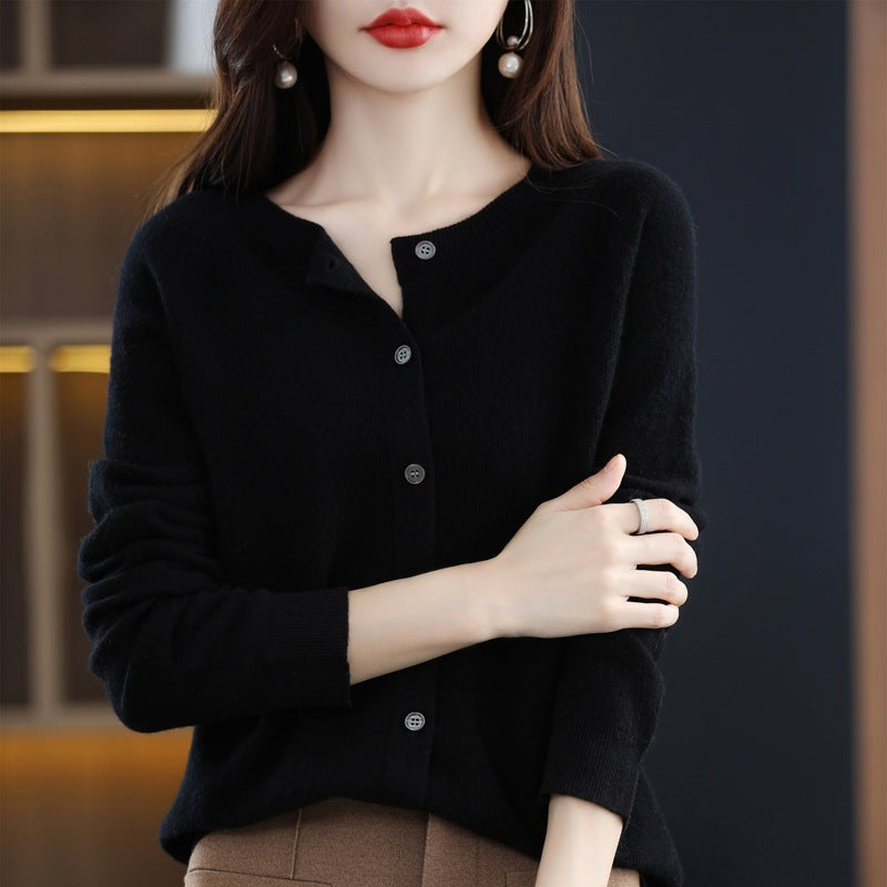 Cardigan Elegante Sofia in Morbido e Leggero Lana Merino – Caldo e Confortevole