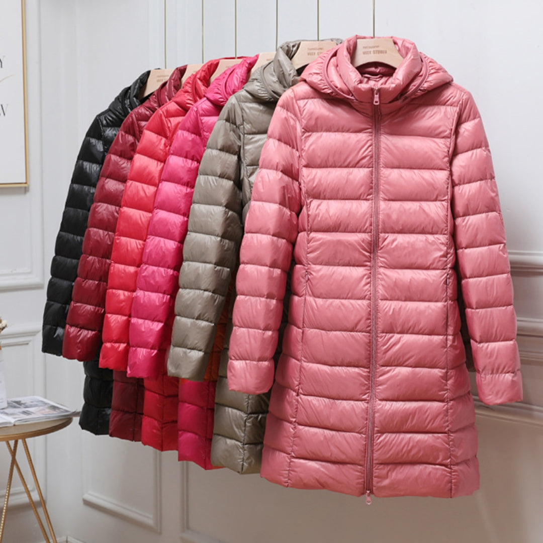 Giacca Invernale Leggera e Imbottita per Donna con Cappuccio - Stile Carino