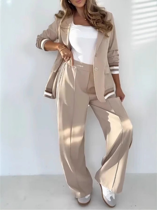 Elara - Blazer Completo e Pantaloni Wide Leg con Dettagli Striati
