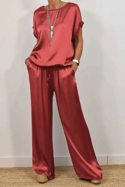Completo Elegante da Donna in Raso con Blusa e Pantaloni – Valentina