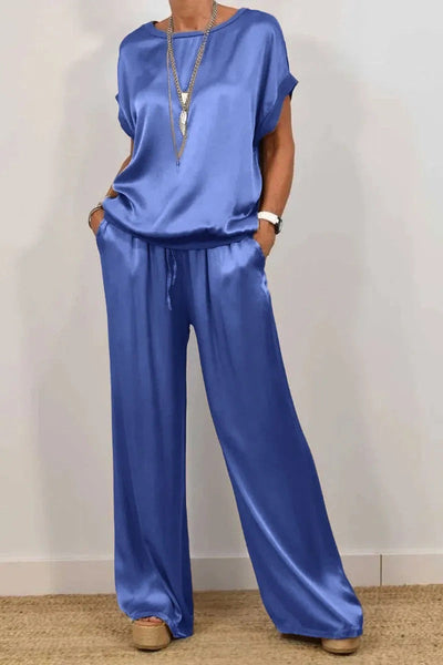 Completo Elegante da Donna in Raso con Blusa e Pantaloni – Valentina