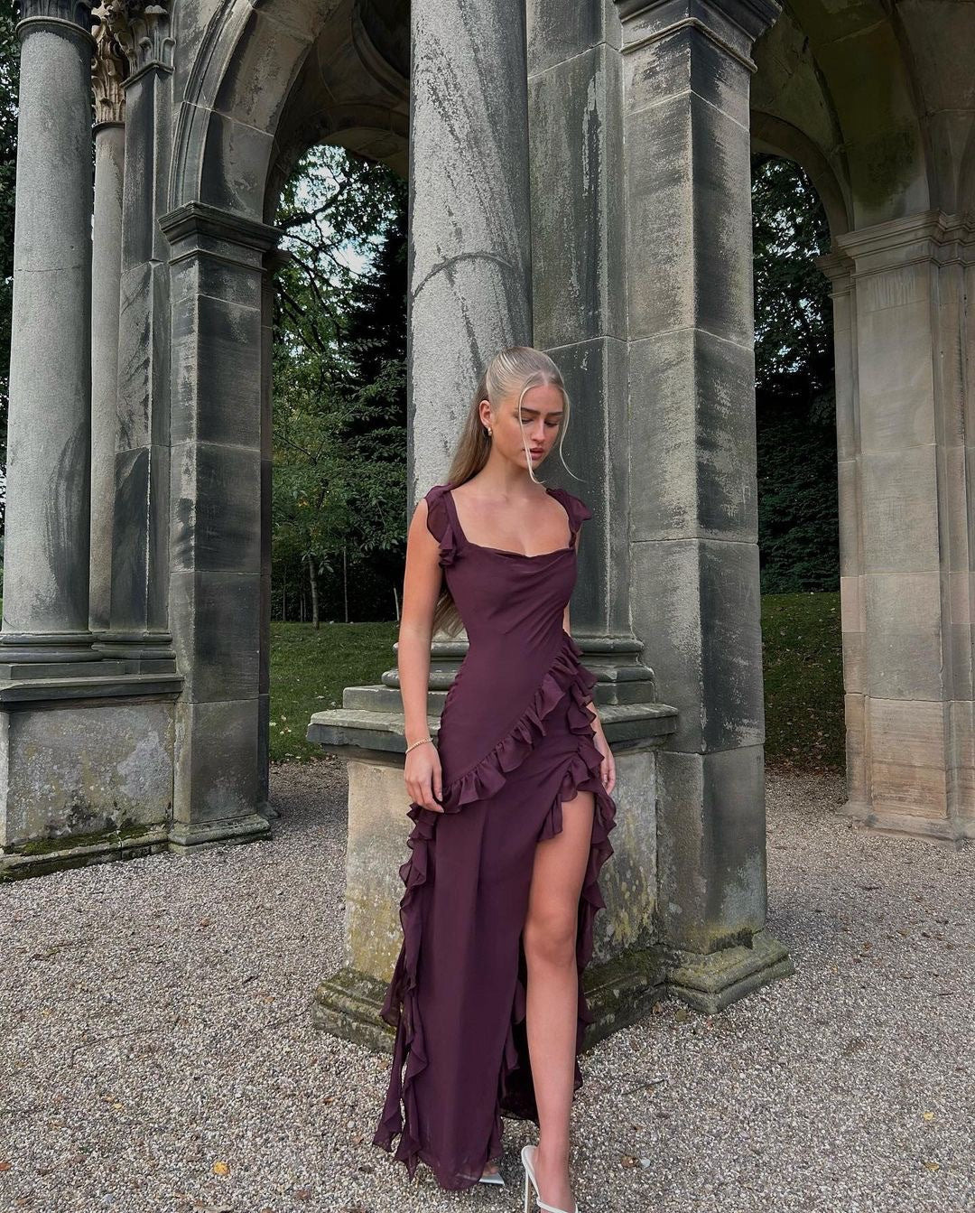 Abito Lungo Giorgia in Chiffon con Volant e Spacco