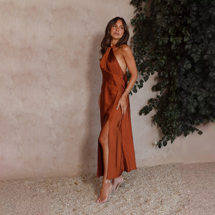 Sofia Dress – Fluid Elegance with Halter Detail