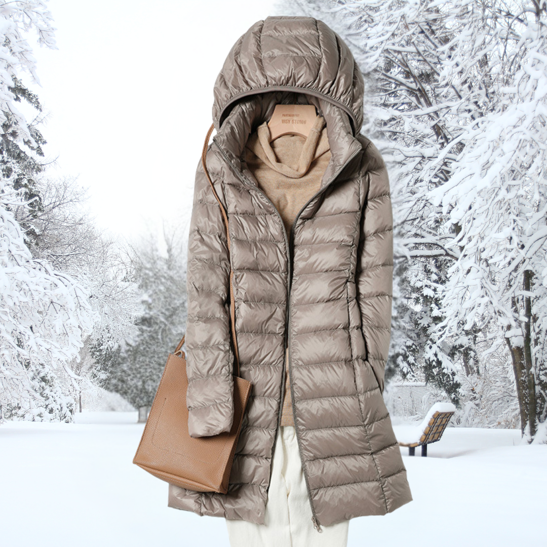 Giacca Invernale Leggera e Imbottita per Donna con Cappuccio - Stile Carino