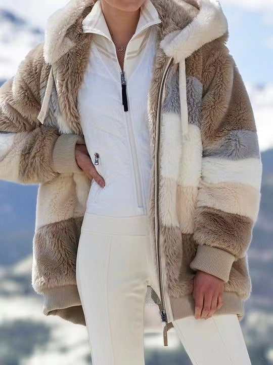 Giacca Invernale Femminile in Pelliccia con Cappuccio – Elegante, Confortevole e alla Moda