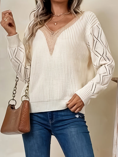 Elena: Maglione Elegante da Donna con Scollo a V in Pizzo e Maniche Trasparenti