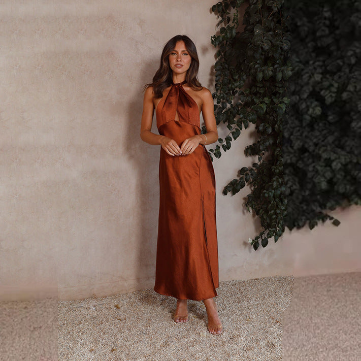 Sofia Dress – Fluid Elegance with Halter Detail