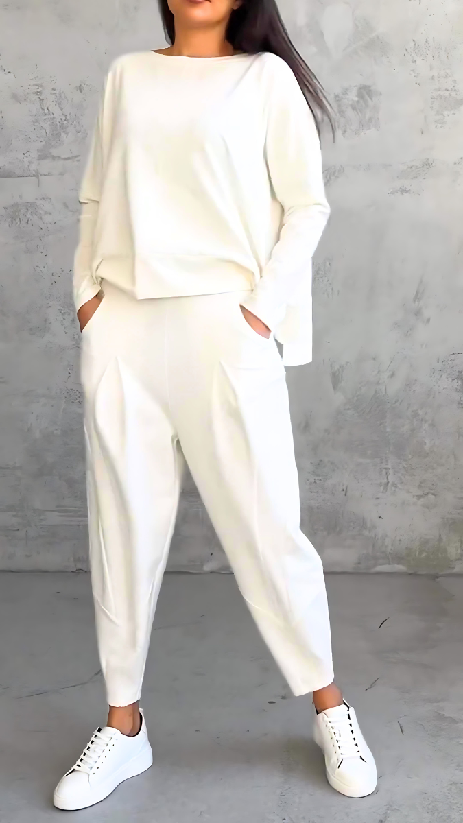 Completo Elegante Casual per Donna con Blusa e Pantaloni Comodi – Aurora