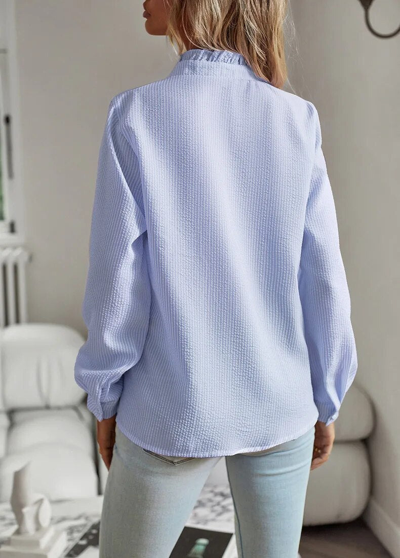 Camicia Joanne a Righe con Dettagli a Volant