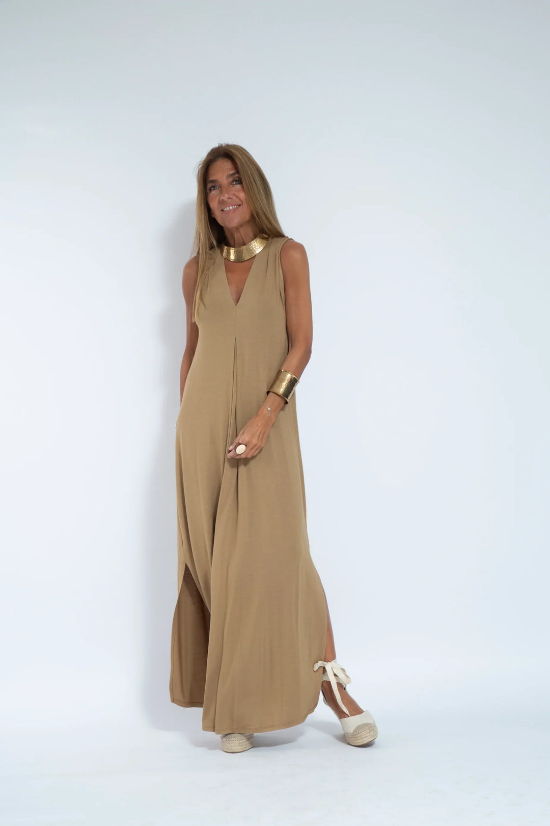 Valeria - Abito Lungo Elegante con Scollo a V