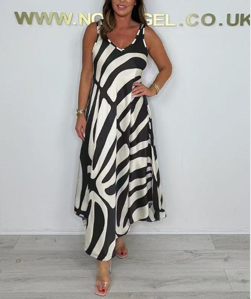 Maya Dress – Long Summer Dress with Artistic Print