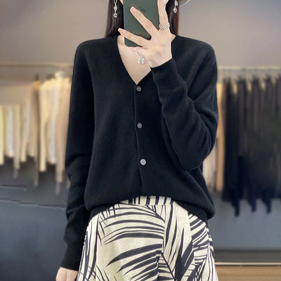 Cardigan Elegante Anna in Lana – Morbido, Caldo e Versatile per Ogni Occasione