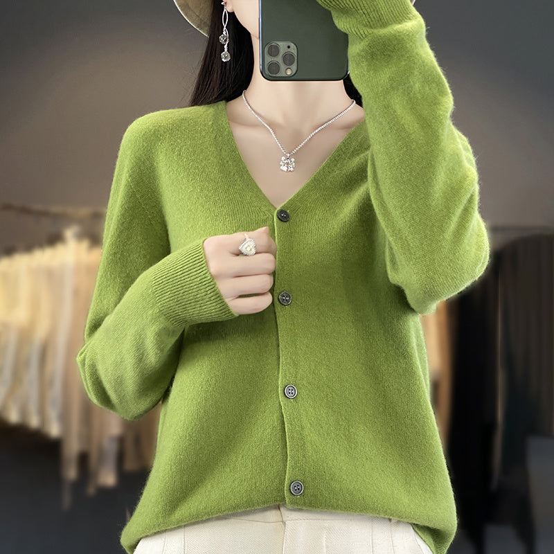 Cardigan Elegante Anna in Lana – Morbido, Caldo e Versatile per Ogni Occasione