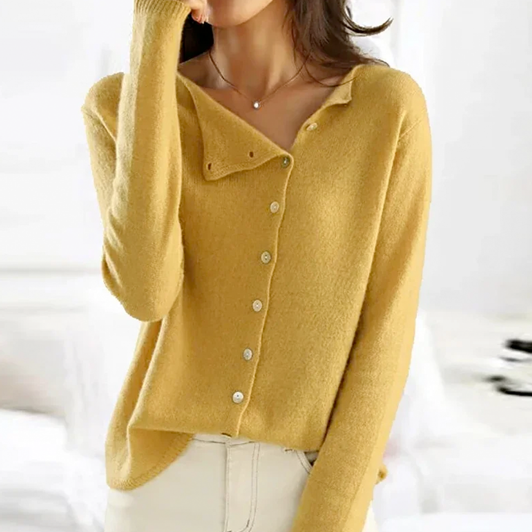 Isabella – Elegante Cardigan Donna con Bottoni Asimmetrici