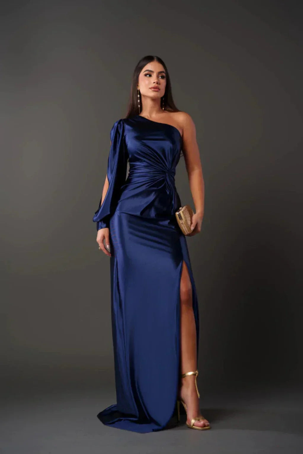 Valeria - Abito Lungo Asimmetrico in Satin con Drappeggiature