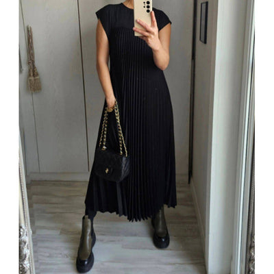 Elegant Pleated Long Dress