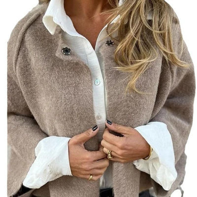 Chiara – Elegante Giacca Corto Donna in Look Cashmere con Maniche Svasate